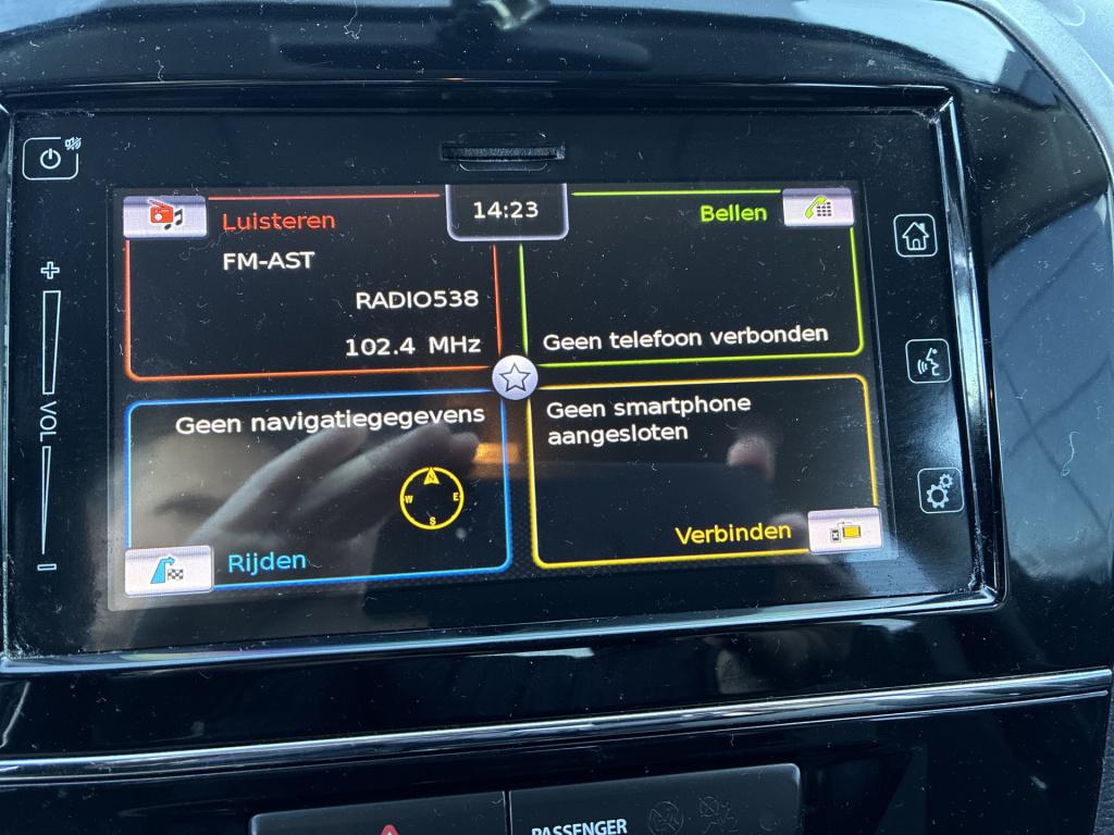 Suzuki Vitara 1.6 exclusive | afneembare trekhaak | licht metalen wielen