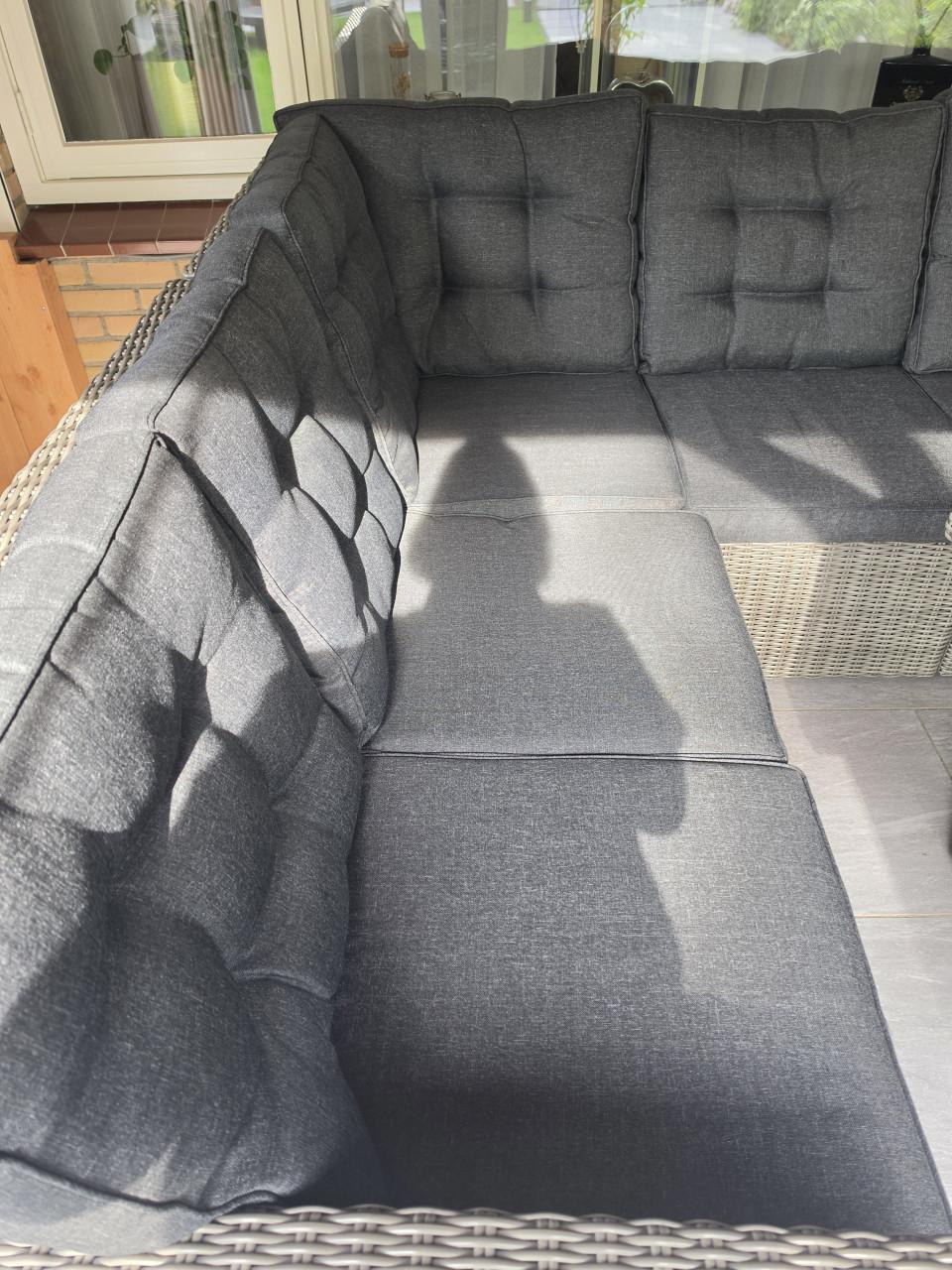 Loungebank en loungeset te koop! prijzen per set in beschrijving