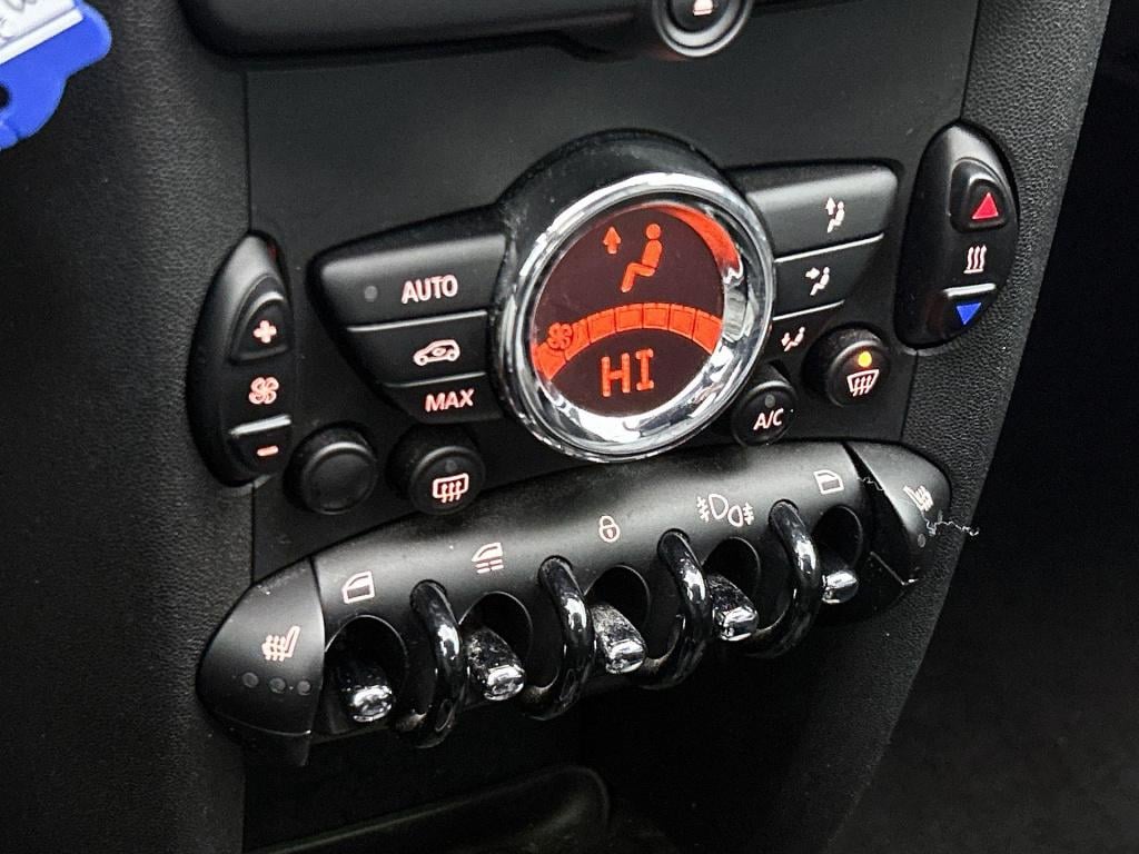 Mini Cooper Cabrio mini 1.6 | lmv | parkeer sensoren | leder | cruise contr