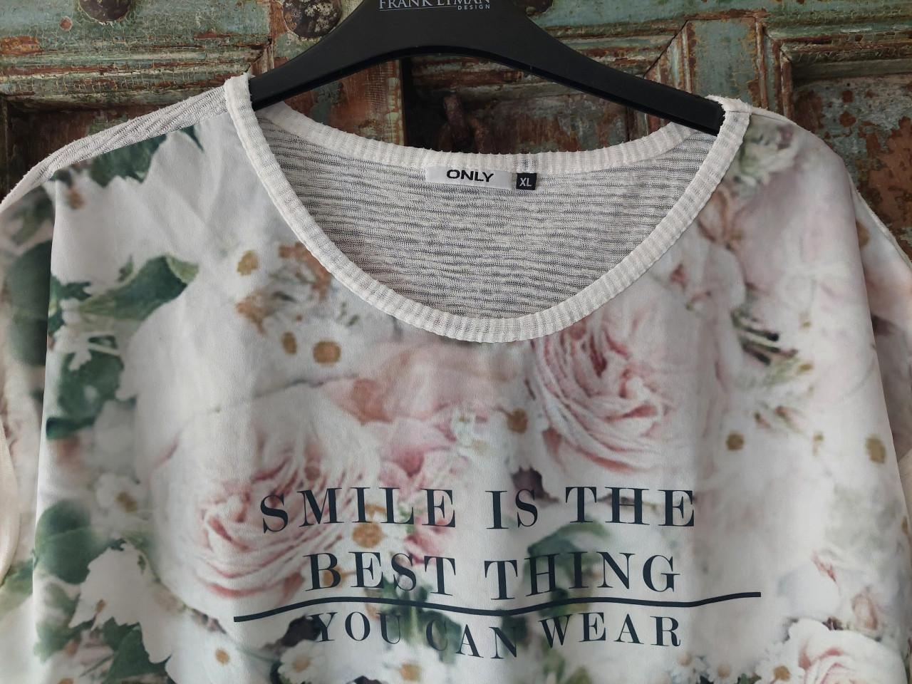 Only dames shirt mt xl crème met rozen