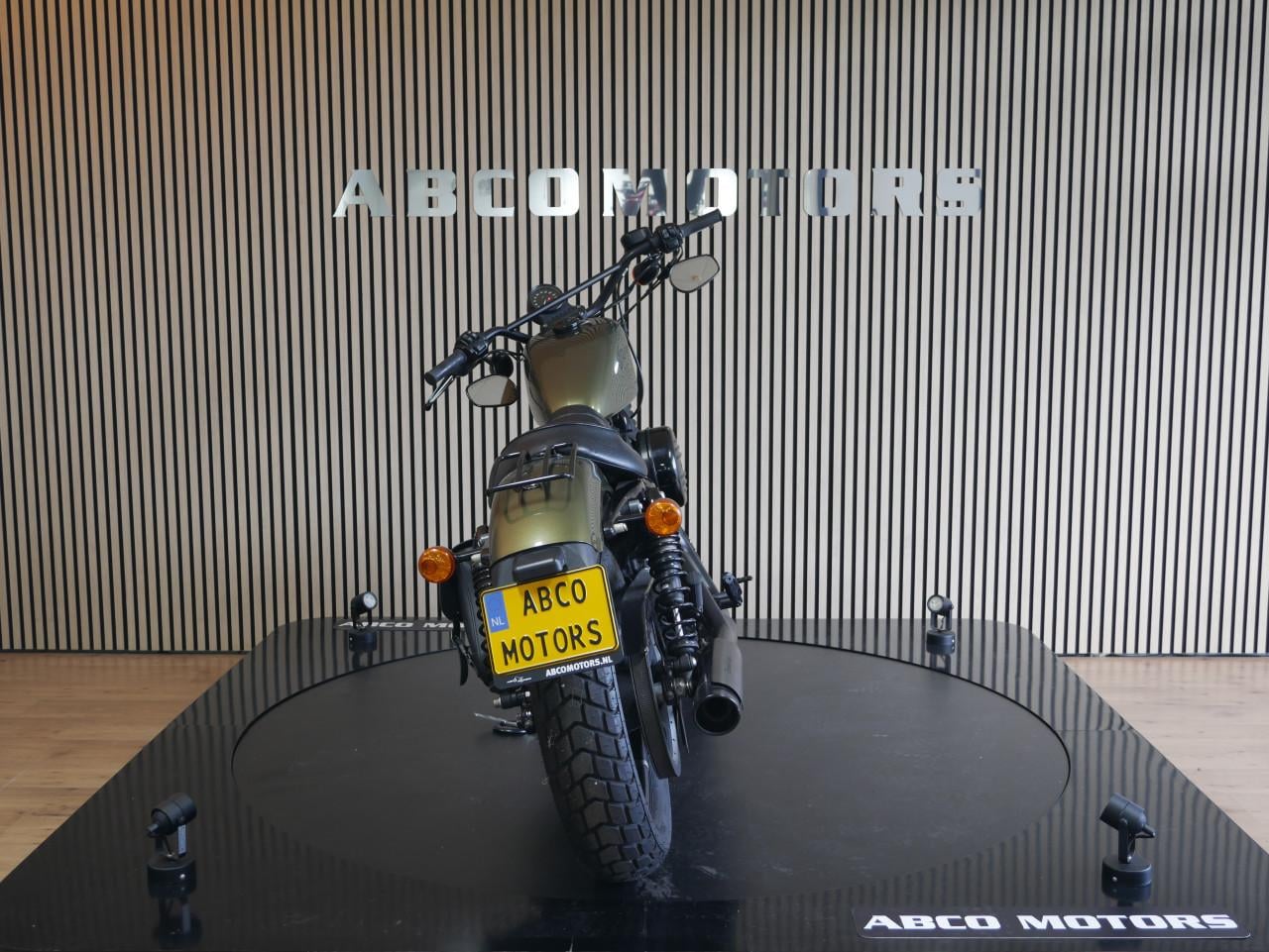 HARLEY-DAVIDSON SPORTSTER IRON XL 883 N