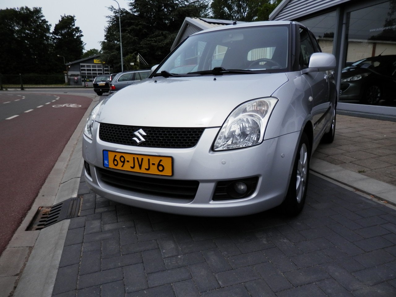 Auto Garant Biedt Aan: Suzuki Swift 1.3 Bandit