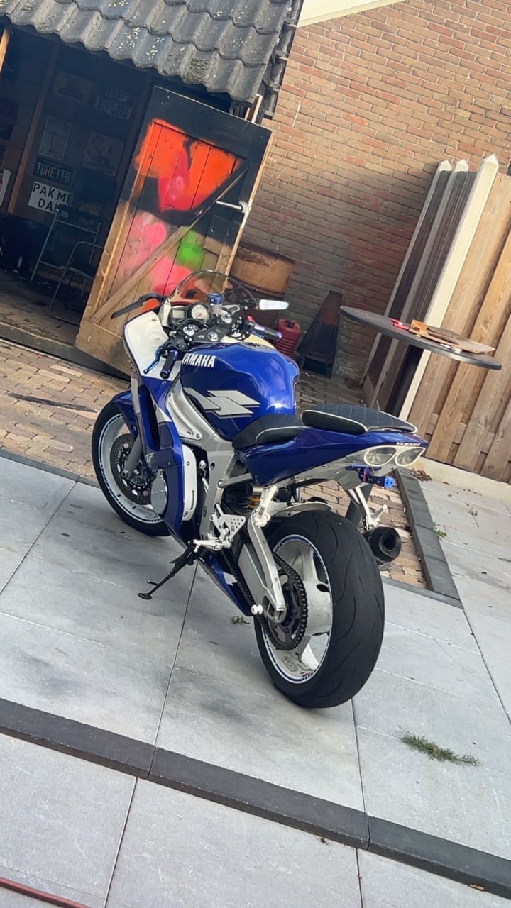 Yamaha r6