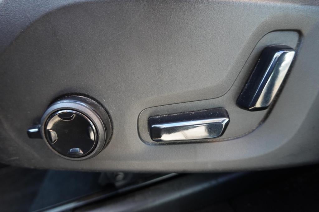 Volvo XC60 2.0 b5 r-design