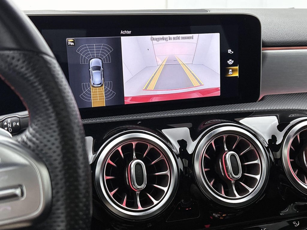 Mercedes-Benz A-Klasse 200 business solution amg | automaat | half leder | 