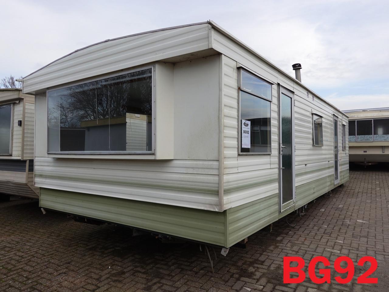 Opknap chalets + stacaravans voor de handige klusser te koop