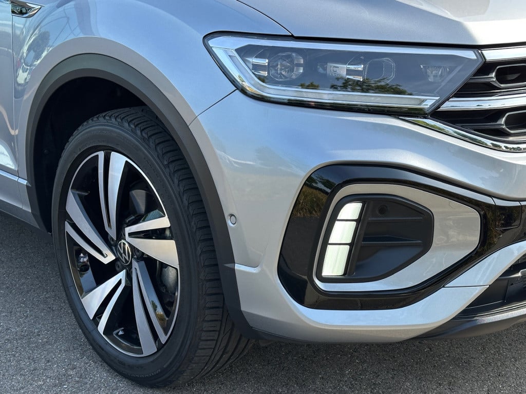 Volkswagen T-roc 1.5 tsi 150pk dsg r-line | camera | keyless | carplay | le
