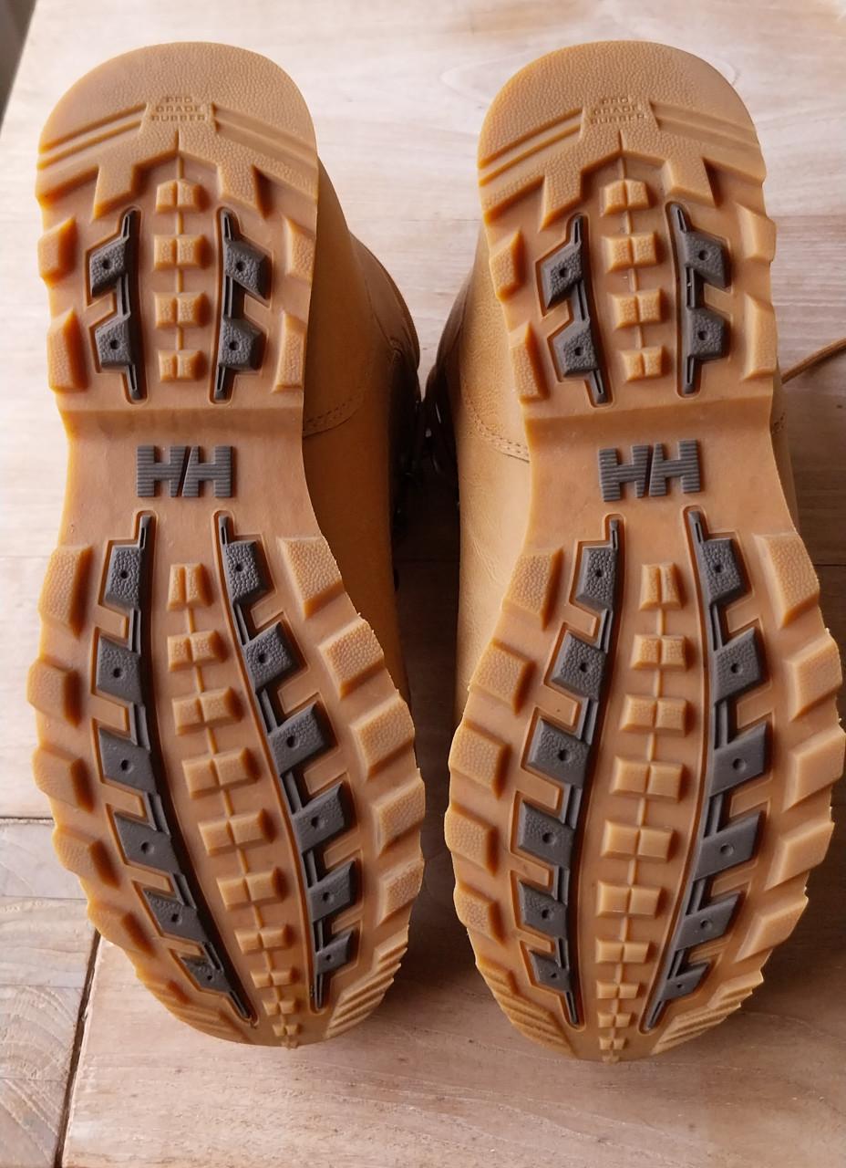 Prachtige camel wandelschoenen; Helly Hansen