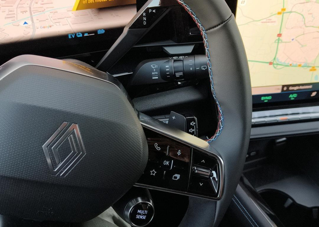 Renault Espace e-tech full hybrid 200 esprit alpine 7p.