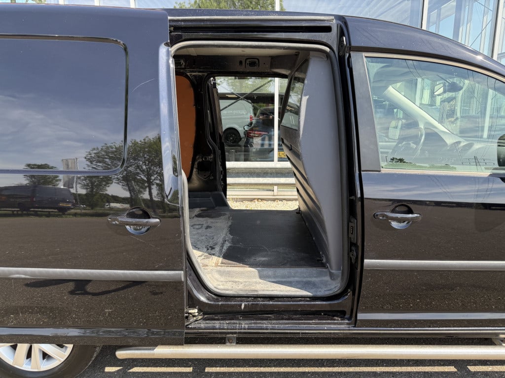 Volkswagen Caddy 1.6 tdi maxi | nl-auto | 1e eigenaar | 2x schuifd. | multi