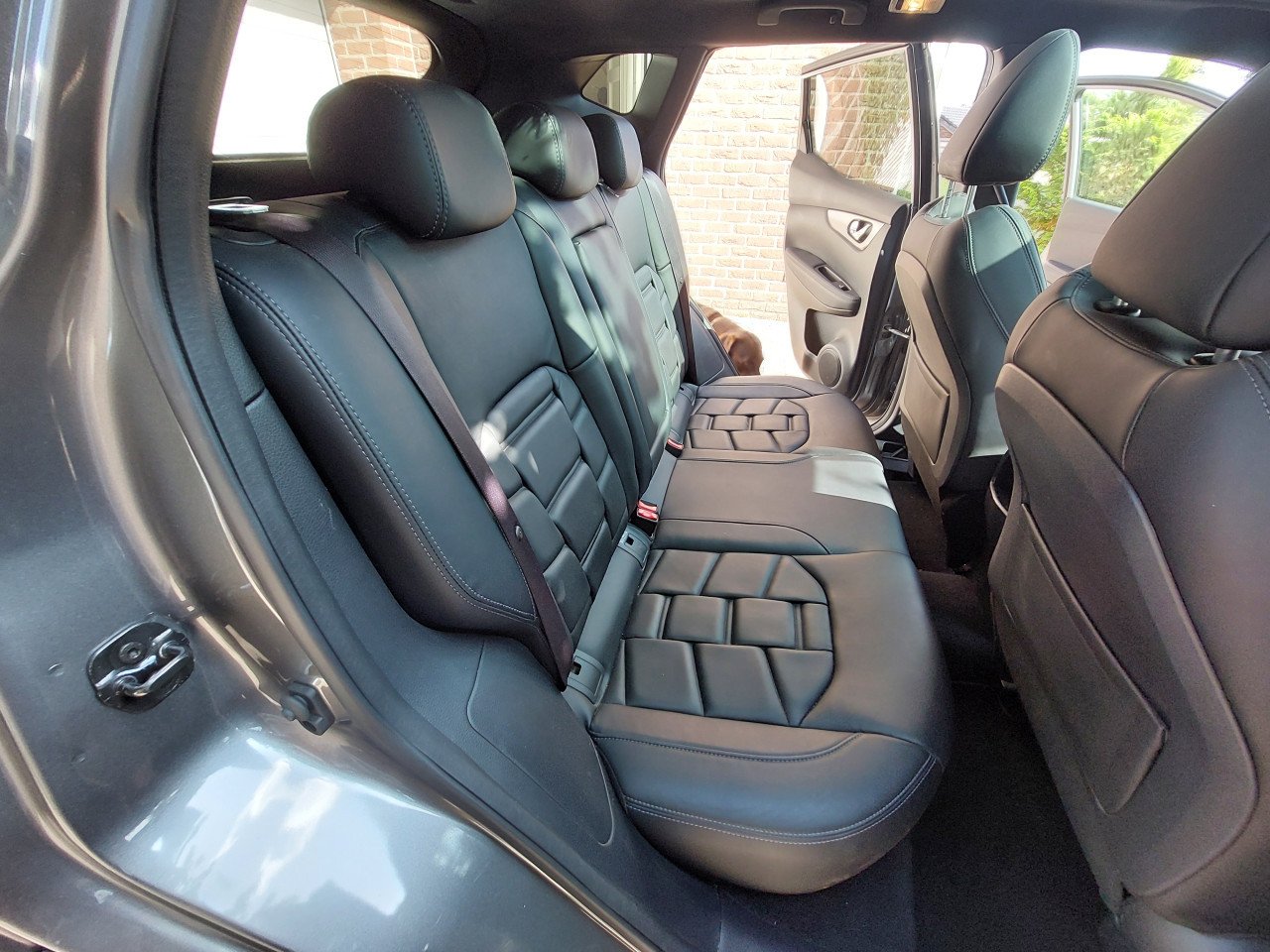 Nissan Qashqai DIG-T 115 Tekna+ Automaat, grijs, leren bekleding, 60.000 km