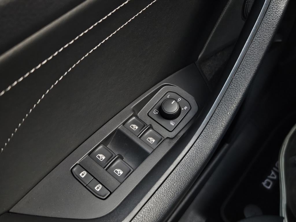 Skoda Kodiaq 1.5 tsi sportline business | stoel koeling/verw. | pano | rijk