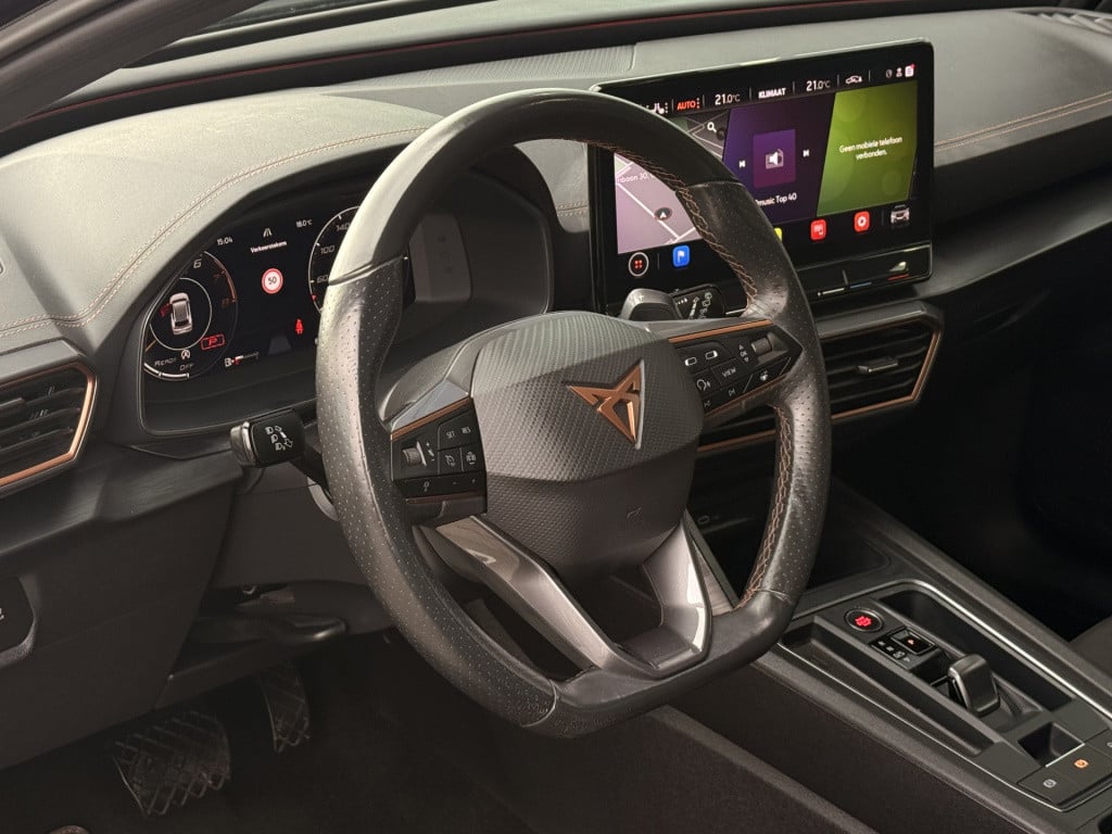 Cupra Formentor 1.5 tsi | acc | beats | apple carplay | achteruitrijcamera 