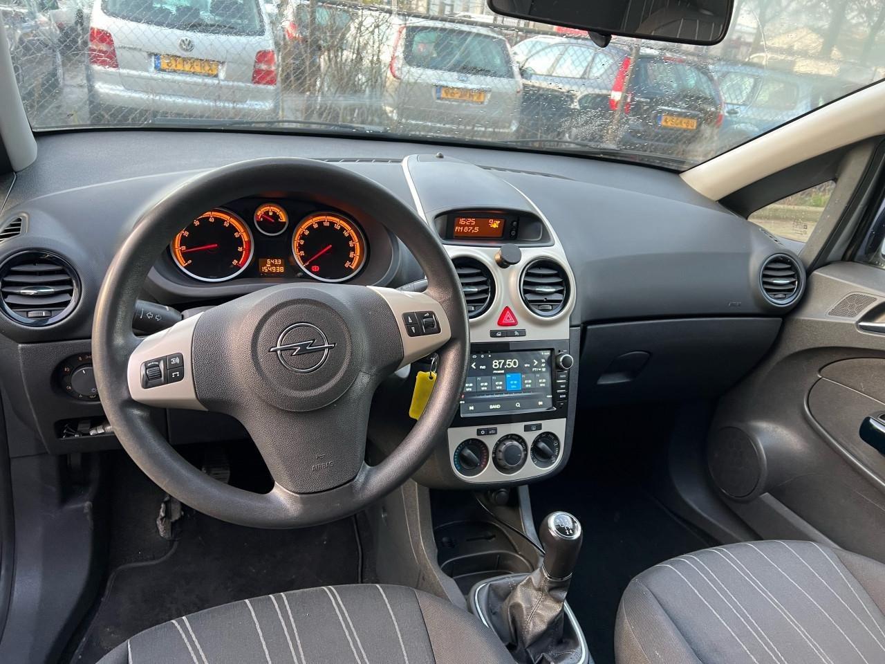 Opel Corsa 1.4-16V Enjoy 154.938KM Jaar Apk