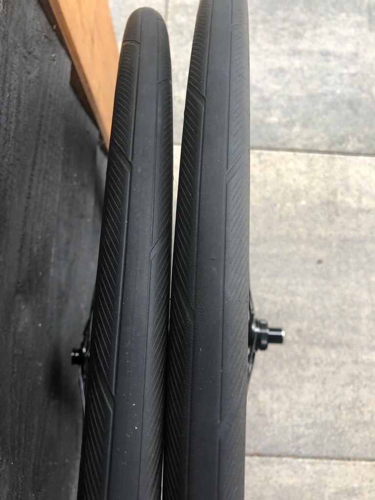 Nieuwe wielset racefiets voor schijfremmen