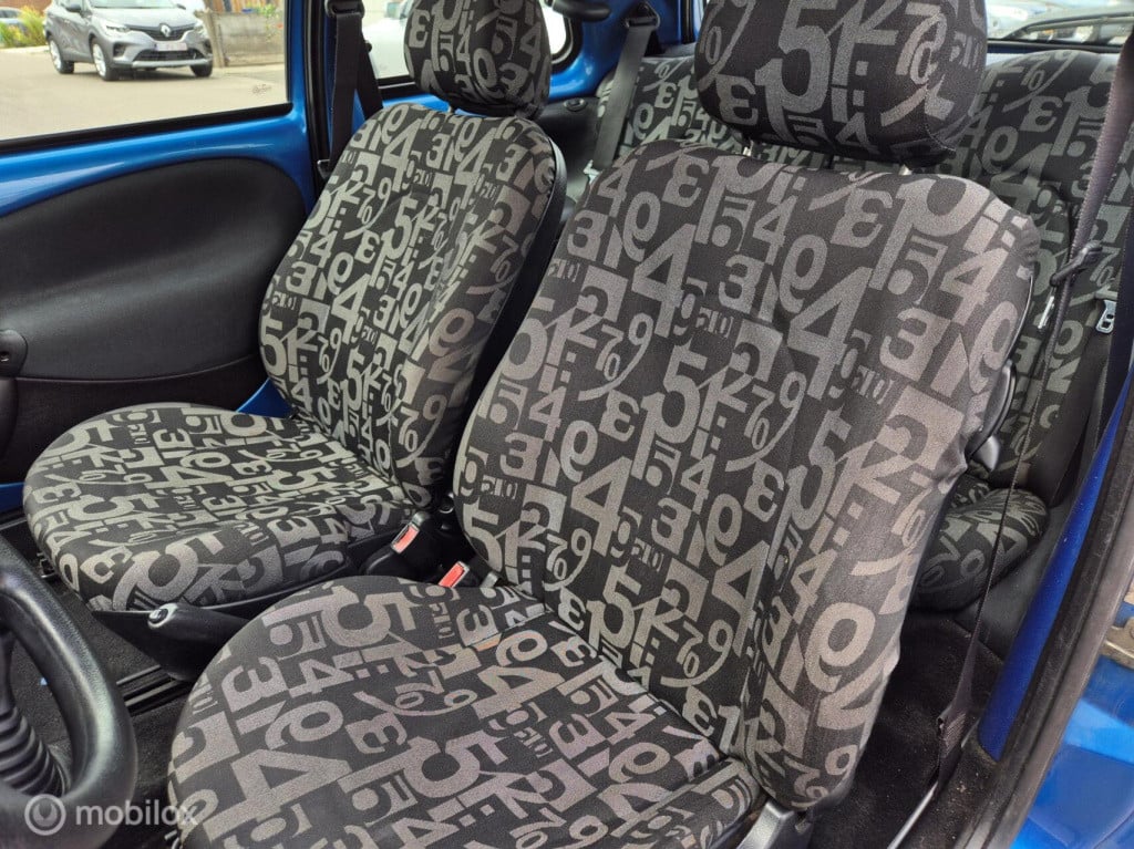 Ford KA 1.3 style / origineel nederlands