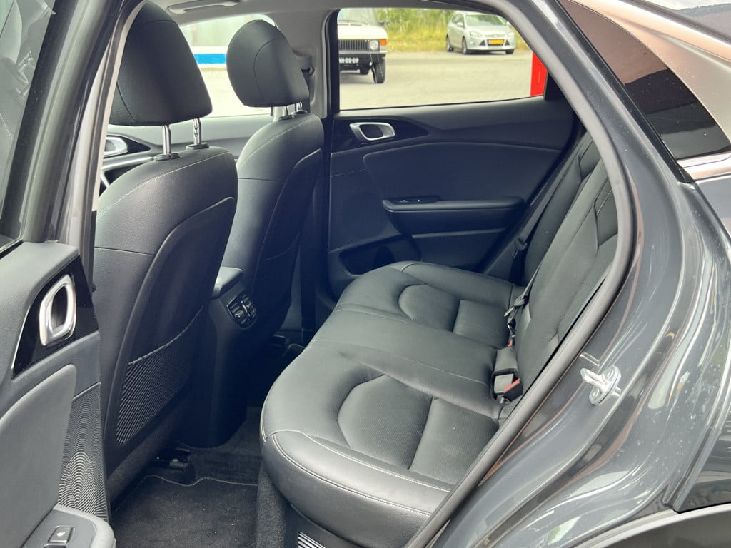 Kia Xceed 1.6 gdi phev executiveline | camera | apple\ android carplay | st