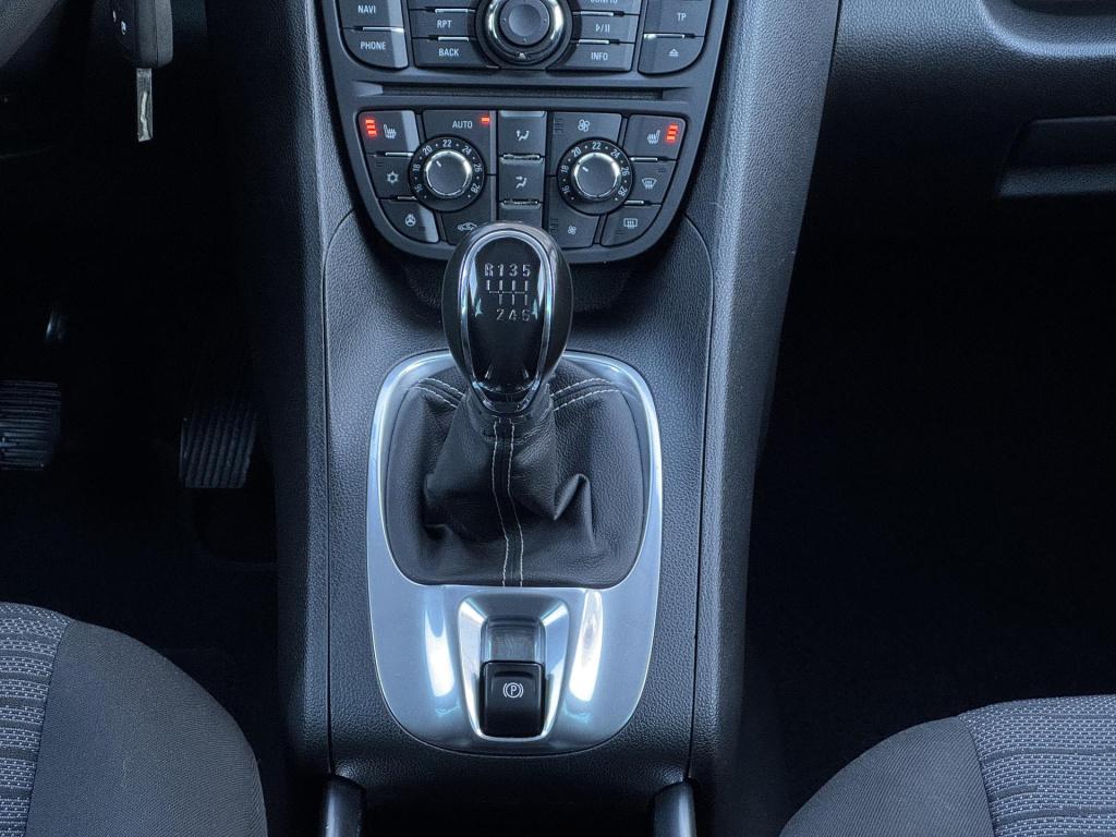 Opel Meriva 1.4 turbo cosmo 140pk trekhaak, stuur- + stoelverwarming!