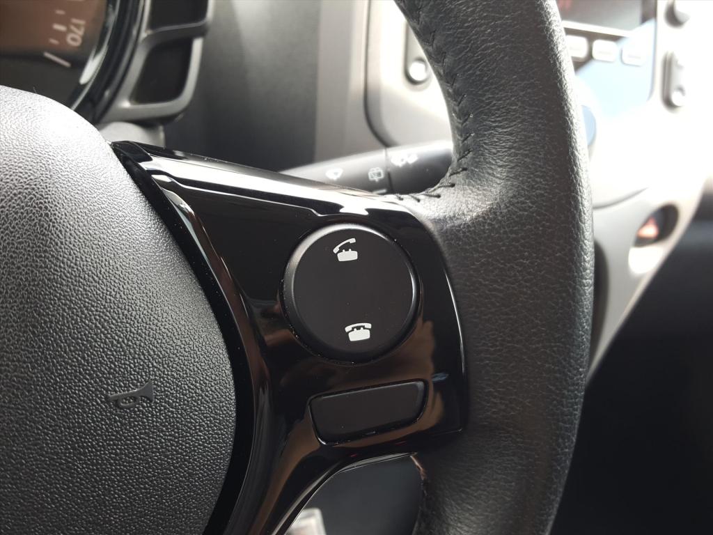 Peugeot 108 active 1.0 e-vti 72pk 5d airco | led-verlichting | radio | blue