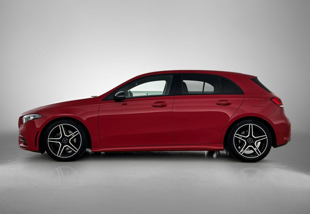 Mercedes-Benz A-Klasse 200 business solution amg | automaat | half leder | 