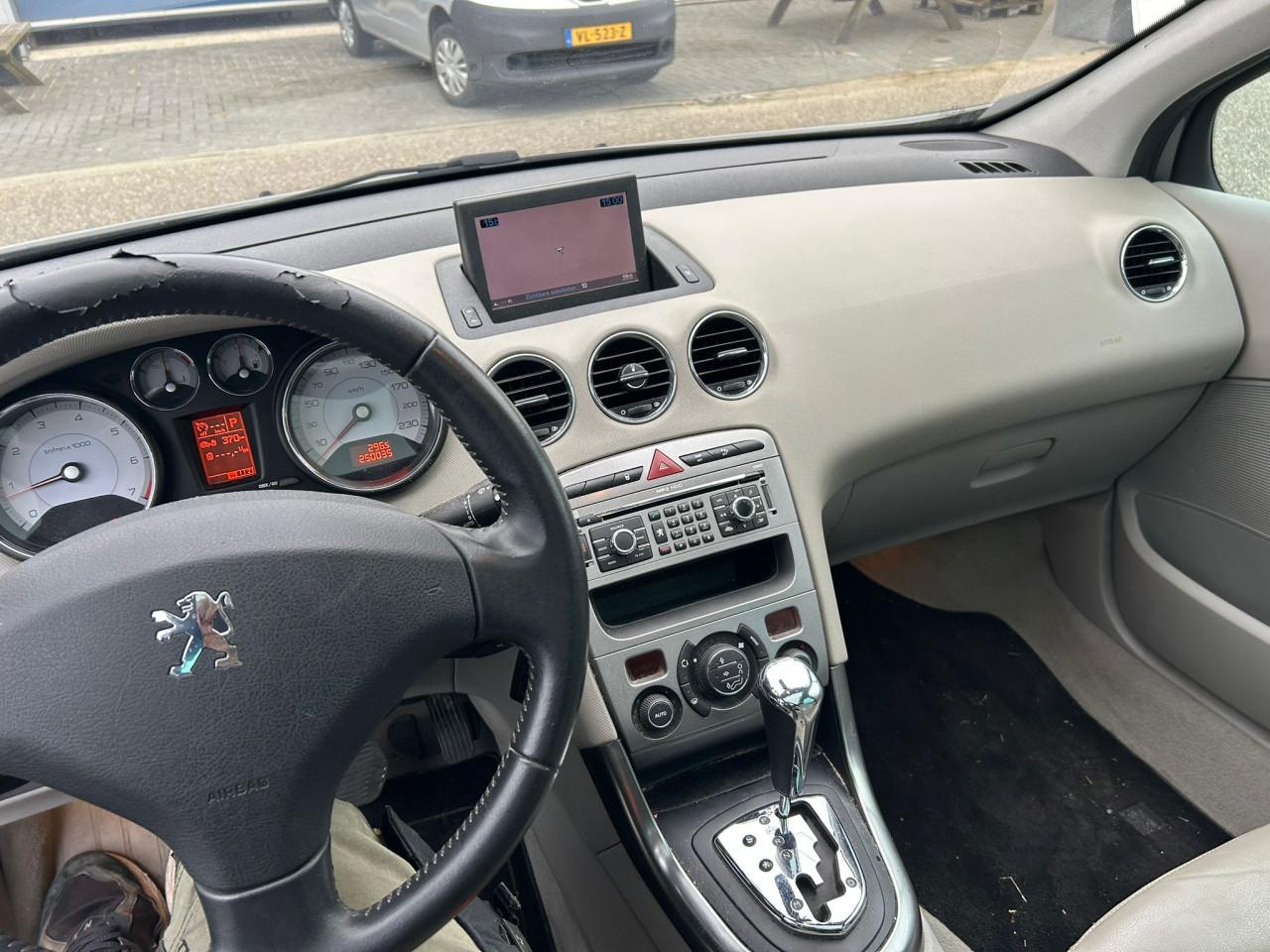 Peugeot 308 SW 1.6 THP XT AUTOMAAT/Panorama/Elektrische /verwarmde/Memory