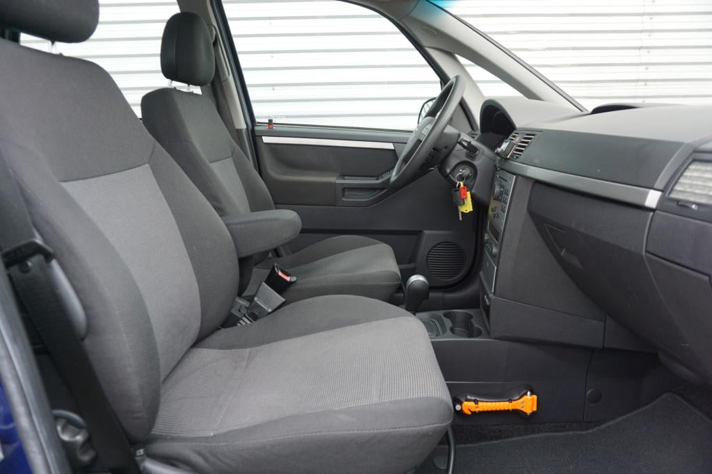 Opel Meriva 1.6-16v cosmo automaat - climate / elektr. ramen / lm velgen / 