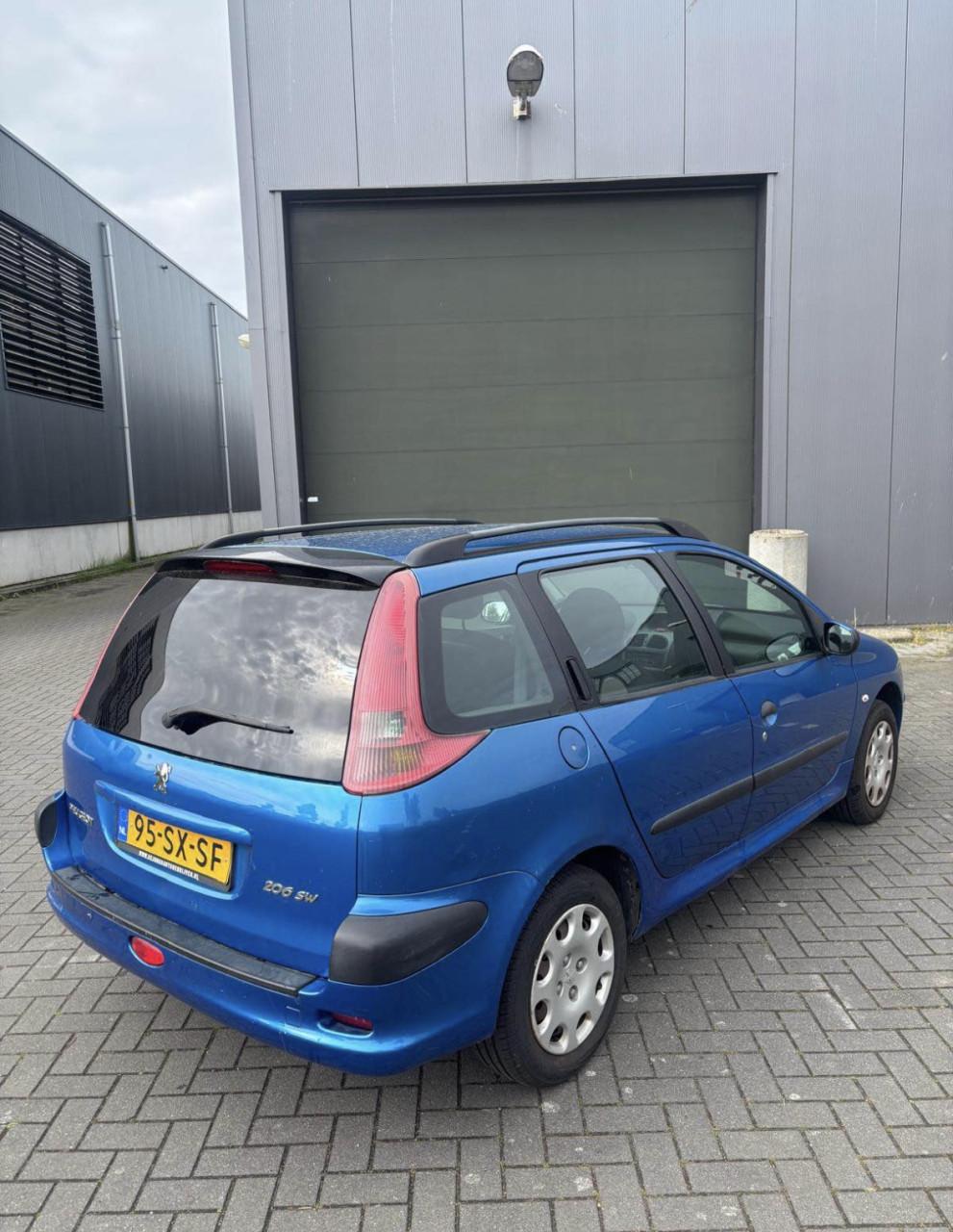 Peugeot 206 1.4 SW 2006 Blauw | NAP | NIEUWE APK!