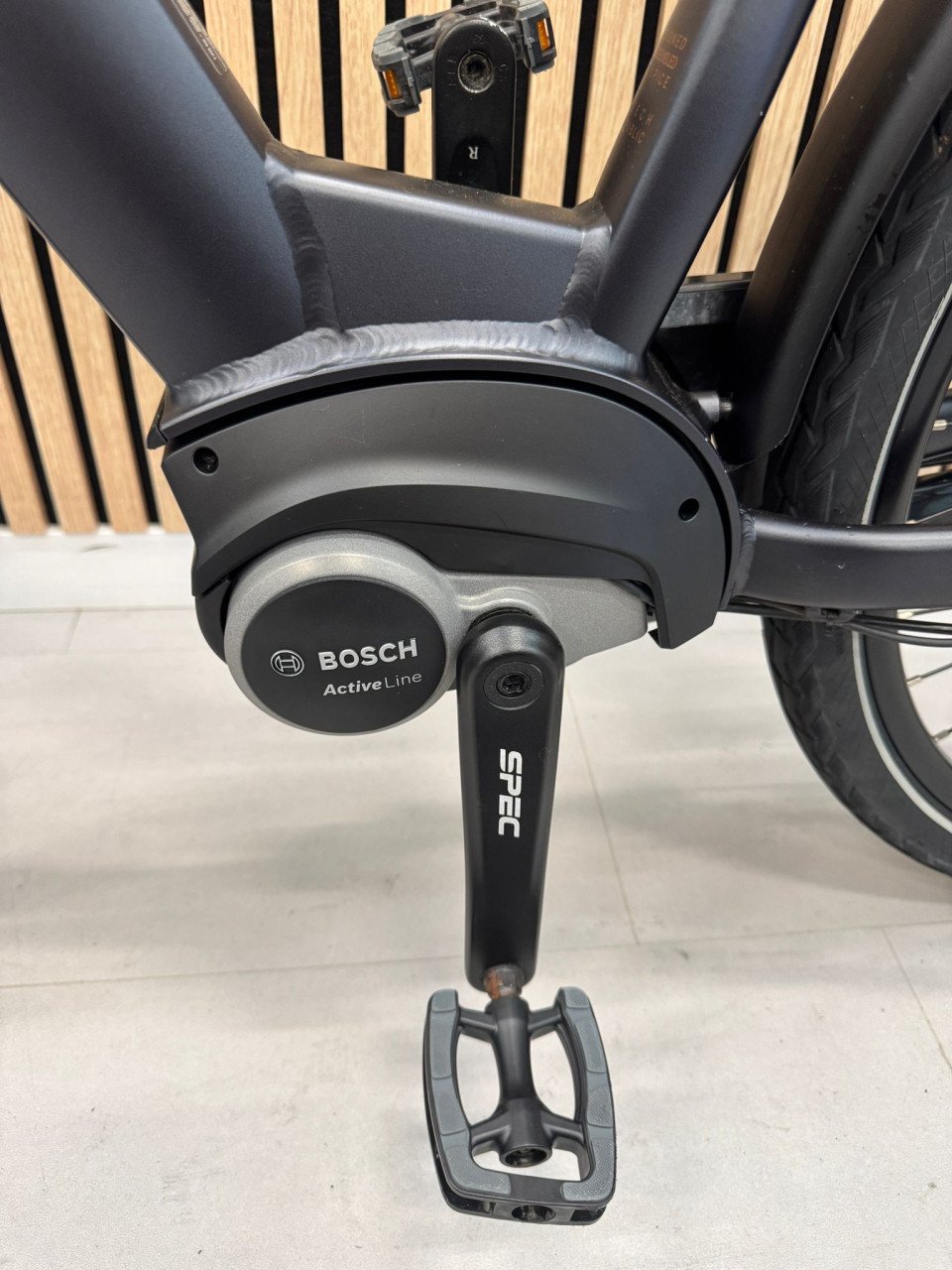 Levit Arian Bosch Active Line 400Wh 2100KM 50CM