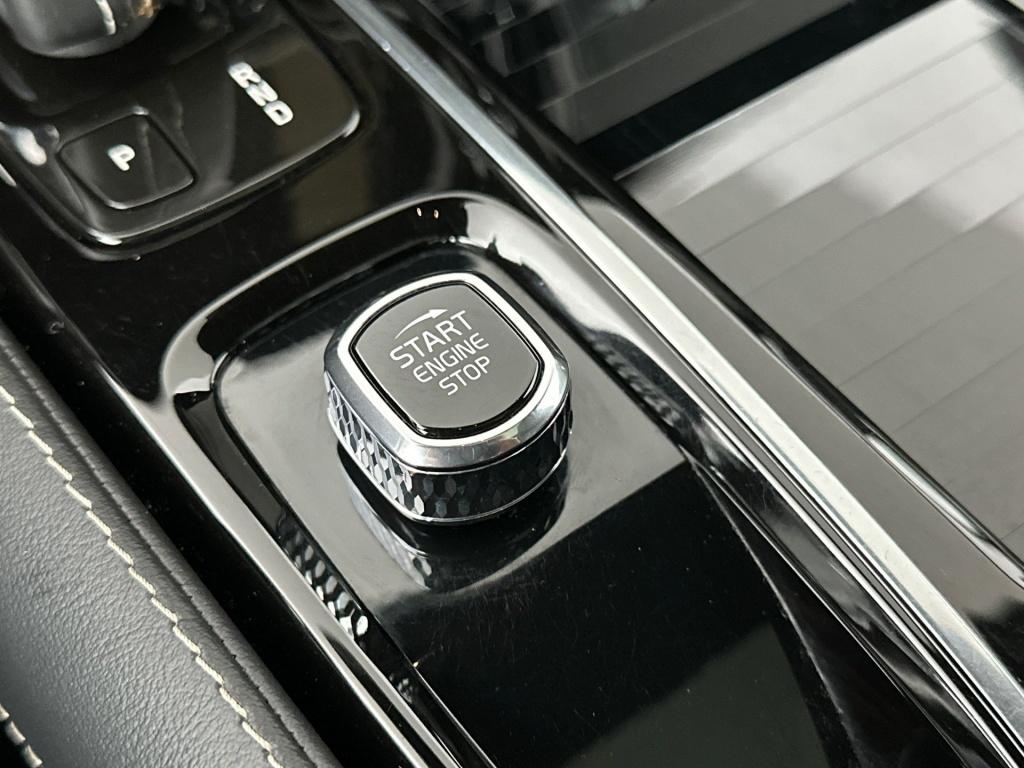 Volvo V90 t6 340pk recharge r-design| panodak| adap.cruise| camera| h&k so