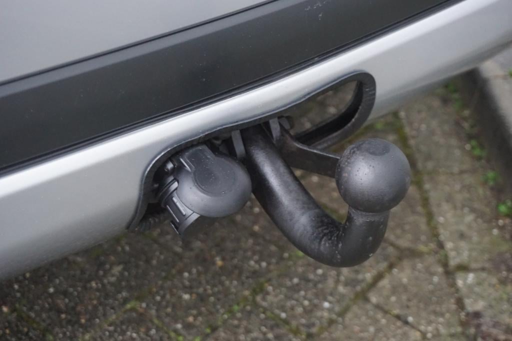 Mitsubishi Outlander 2.0 phev business edition x-line automaat - climate / 