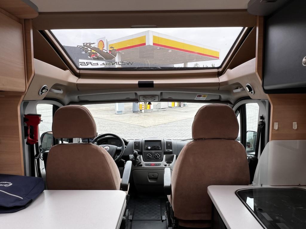 Fiat Ducato weinsberg 2.3 jtd r49 x250/2 | camera | luifel | grote garage |
