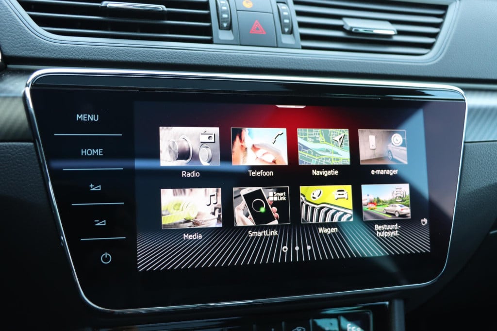 Skoda Superb combi 1.4 tsi iv sportline business