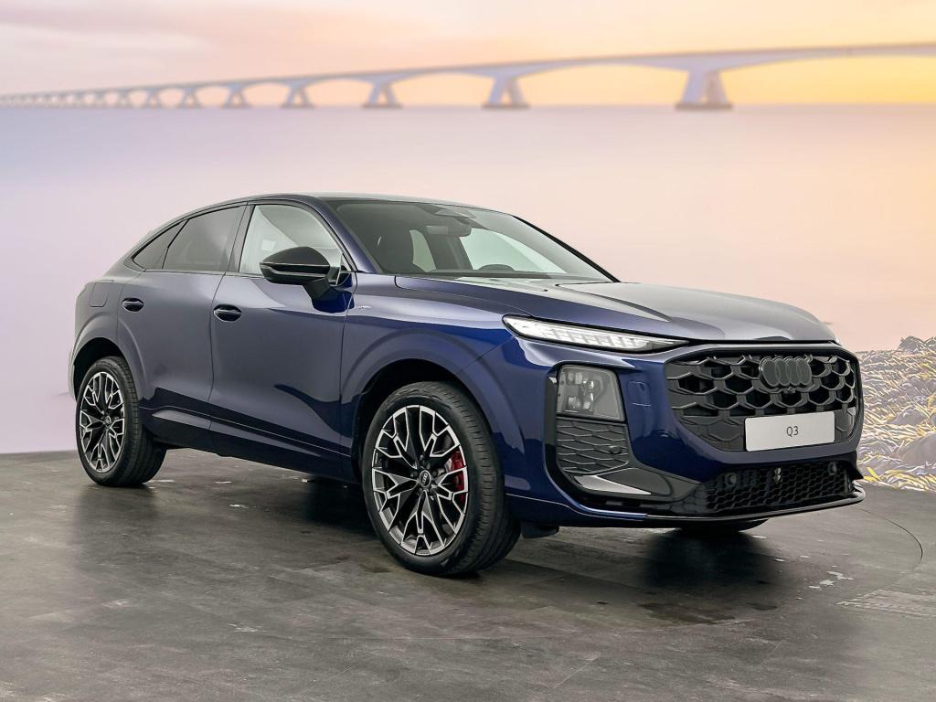 Delta A Matrix Audi Q3 sportback s edition e-hybrid 272 pk tech pro l leer l matrix