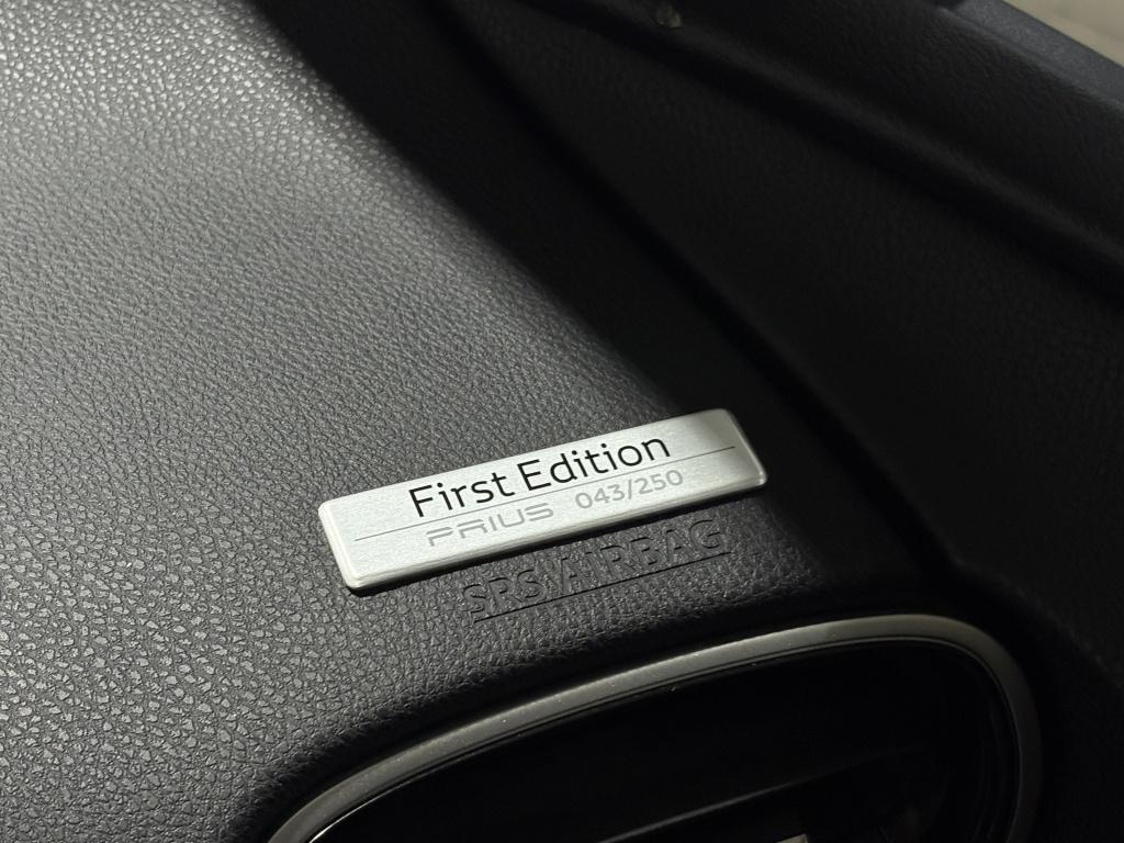 Toyota Prius 1.8 first edition | camera | bsm | pdc |