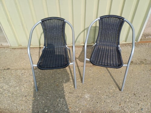 2 TUINSTOELTJES