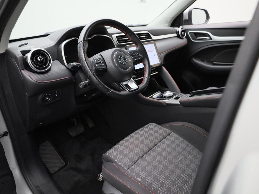 MG ZS standard range 51 kwh comfort