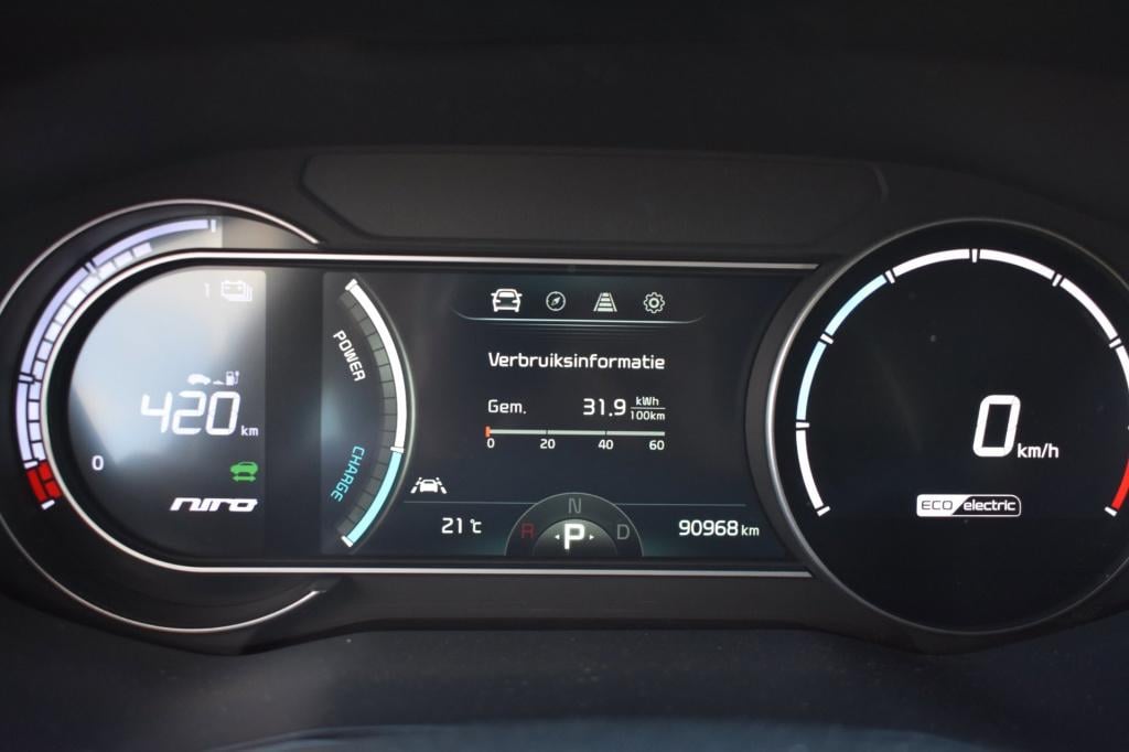Kia E-niro dynamicline 64 kwh | soh 100% | dealer onderhouden | nap | apple