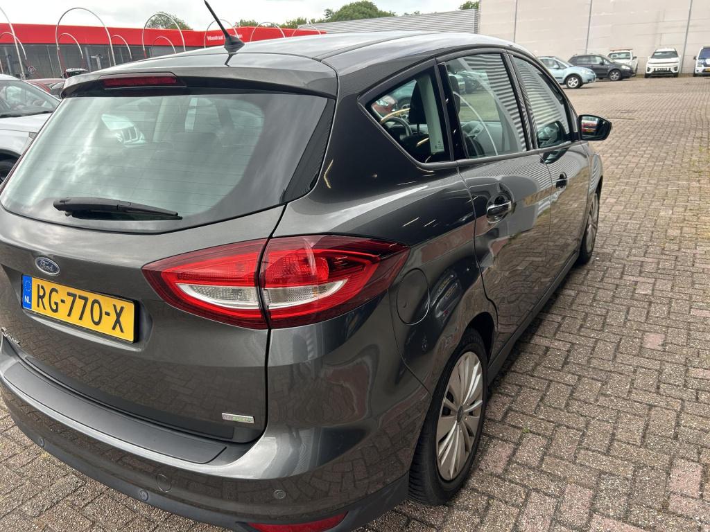 Ford C-max 1.5 titanium mooie staat|lage km stand