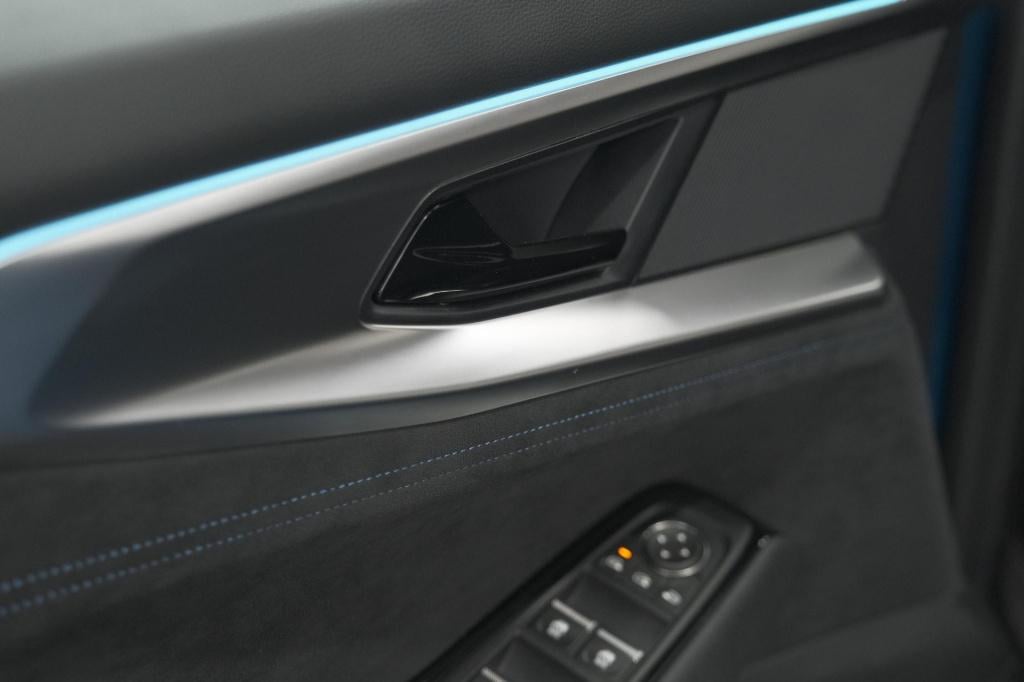 Renault Austral 1.2 e-tech full hybrid 200 iconic esprit alpine | elektrisc