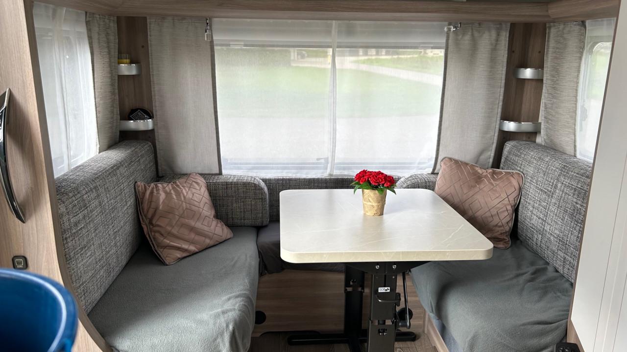 Z.G.A.N. HOBBY Caravan met alle inventaris en toebehoren bj. 2024