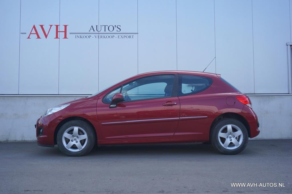 Peugeot 207 1.4 vti style, 21.000 km, uniek!!