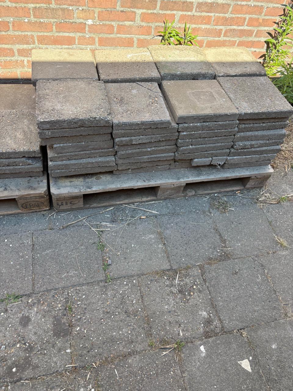Gebruikte tegejs 30X30