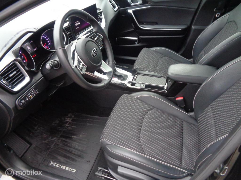 Kia Xceed 1.4 t-gdi executive/automaat/navi/panoramadak/half leer/18''lm/tr