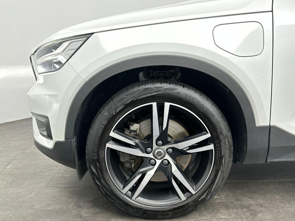 Volvo XC40 t4 211pk recharge r-design| pano| 360camera| adap.cruise|