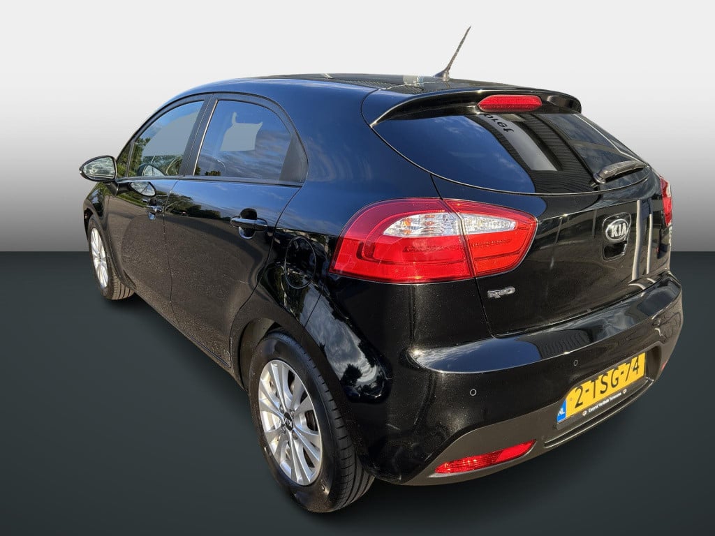 Kia Rio 1.2 cvvt world cup edition