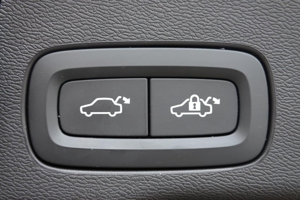 Volvo XC60 2.0 recharge t6 awd inscription