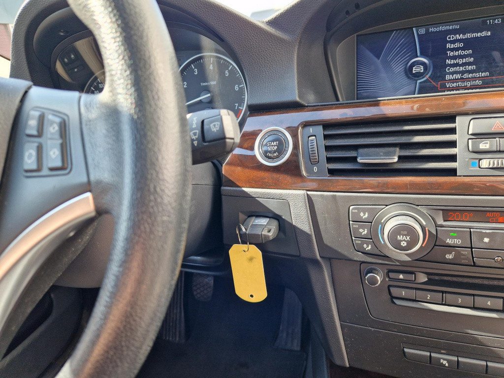 BMW 3-serie touring 320i business line style