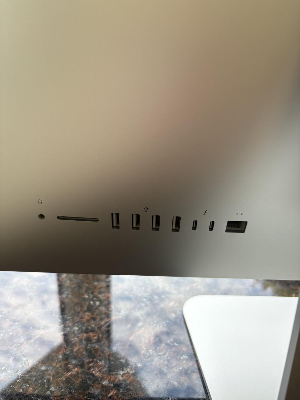 Apple iMac 21,5” 2017 | Intel i5 3.0 GHz | 8GB RAM