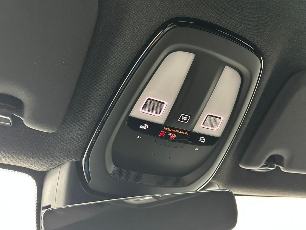 Volvo Ex40 twin motor 409pk plus 82kwh| adap.cruise| camera| stoelverwarmin