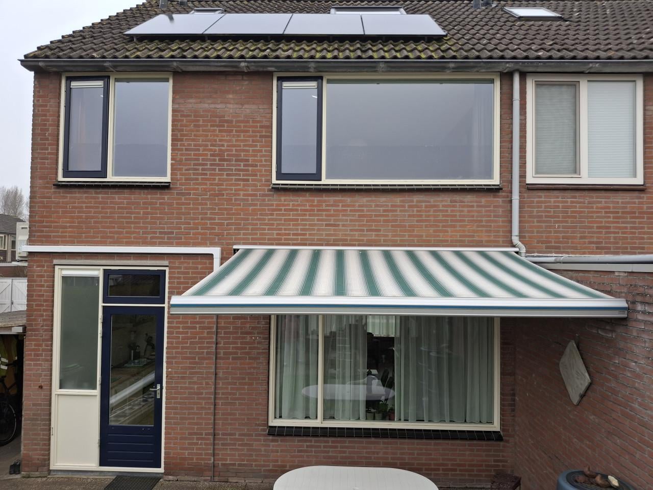 Zonnescherm elektrisch